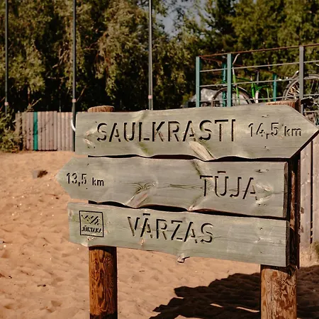 Βίλα Atputas Namins Pie Juras 'mierkalni' *